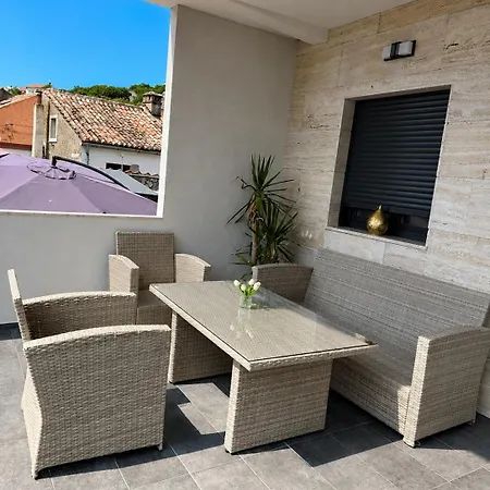 דירה Nela Sea View קריקווניצה